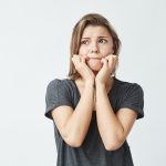 Зубы скрипят: причины, последствия и способы борьбы с бруксизмом